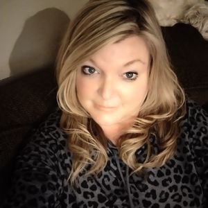 Meet your Posher, Becki